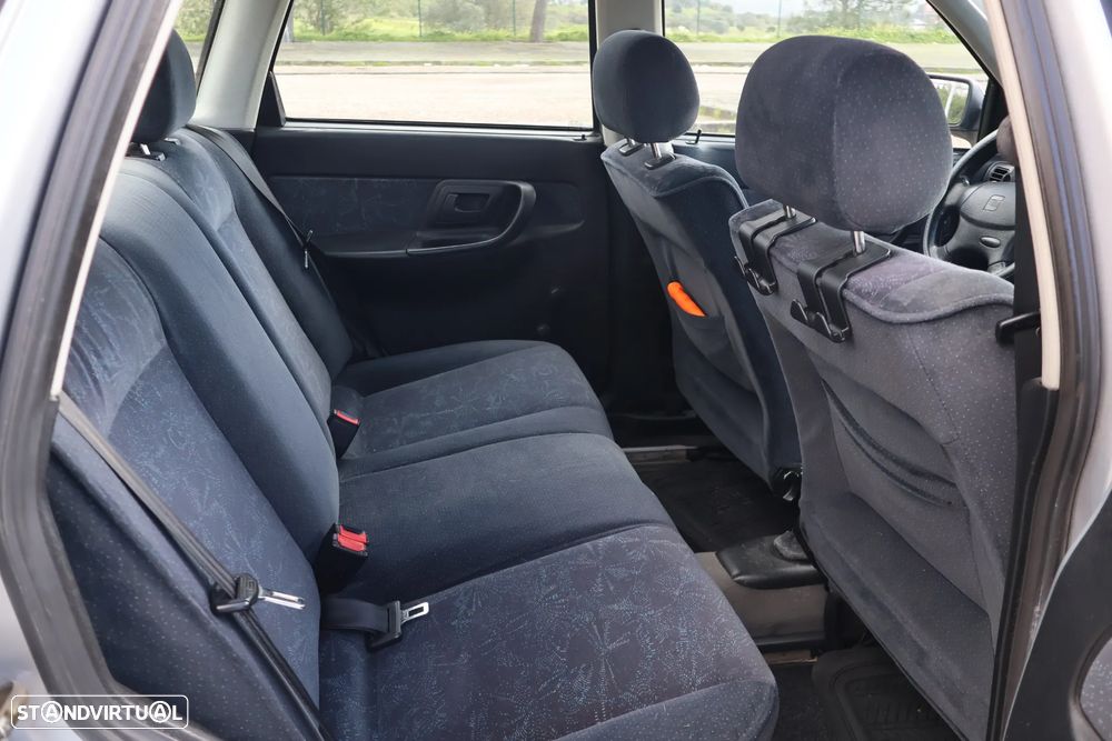 SEAT Cordoba 1.4 16V SXE - 10