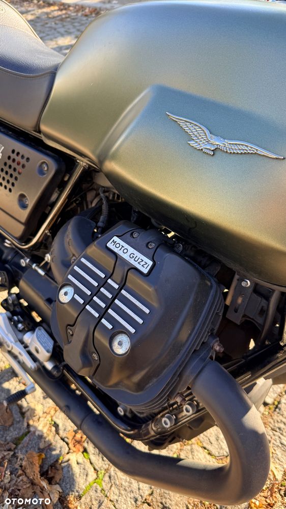 Moto Guzzi V7 - 4