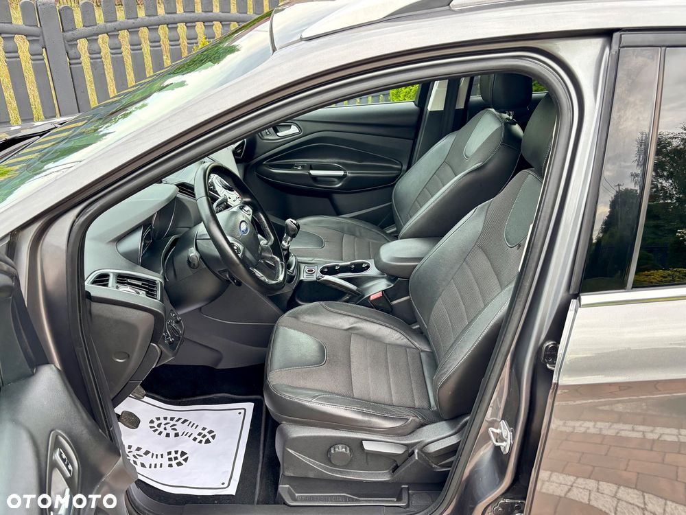 Ford Kuga - 23