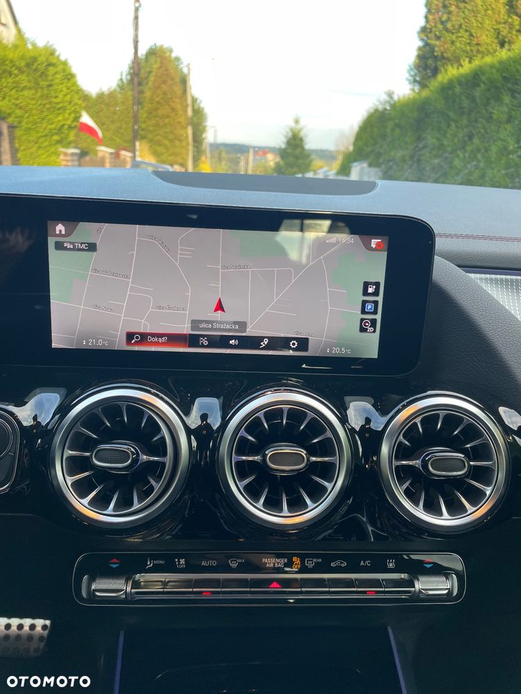 Mercedes-Benz EQA 350 66.5kWh 4-Matic AMG Line - 14