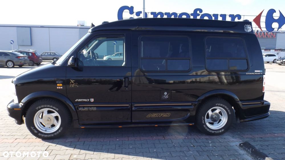 Chevrolet Astro - 7