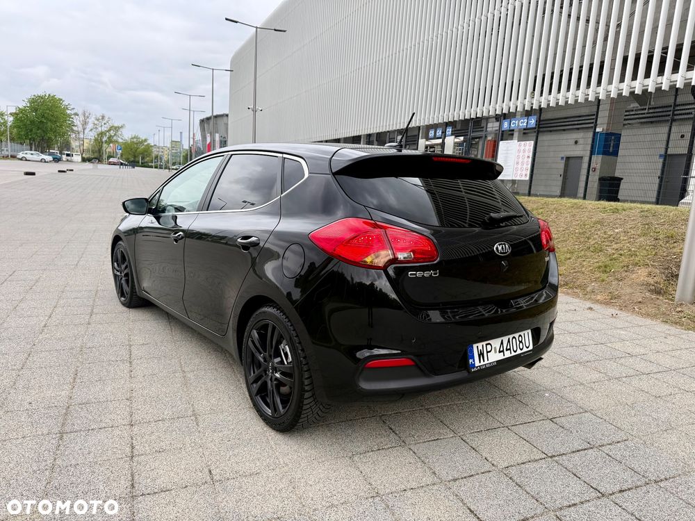 Kia Ceed 1.6 CRDi 128 Platinum Edition - 6