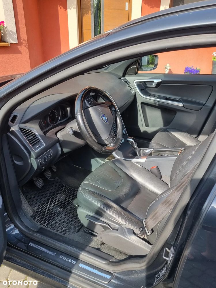 Volvo XC 60 D4 Drive-E Kinetic - 3
