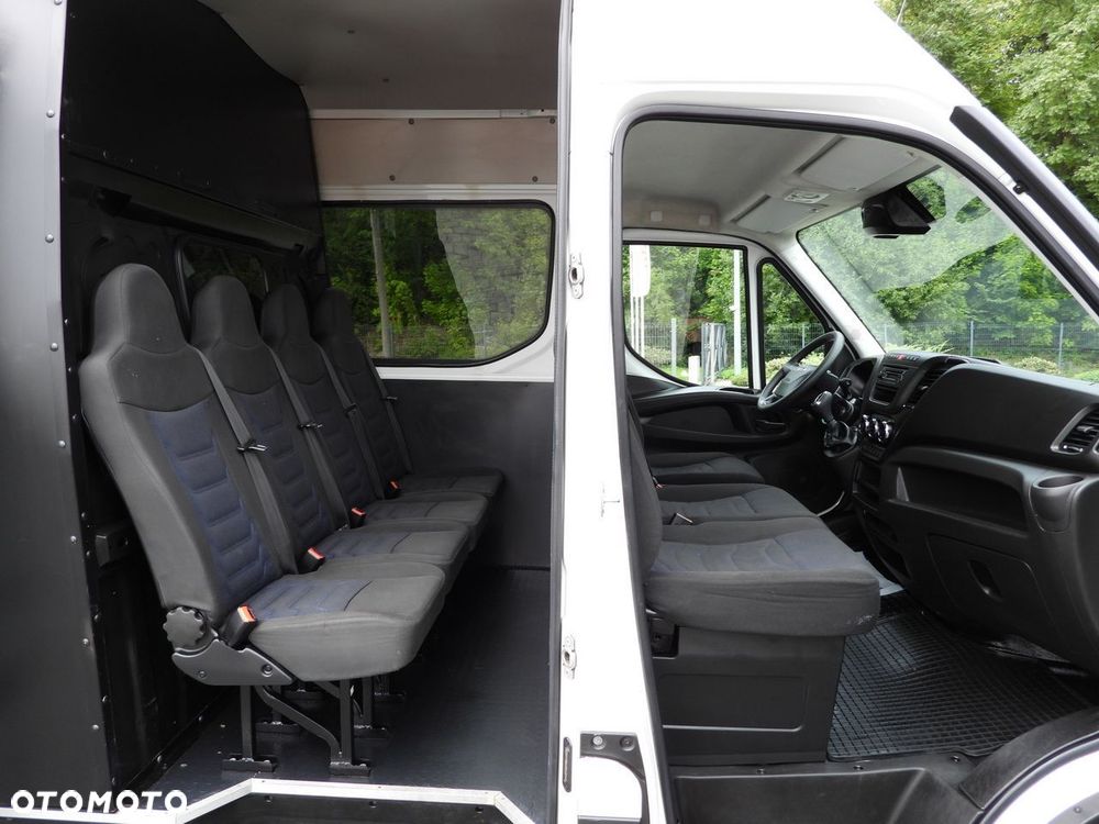 Iveco DAILY 35S16 FURGON BRYGADÓWKA 7 MIEJSC AUTOMAT HI-MATIC KLIMATYZACJA  160KM - 37