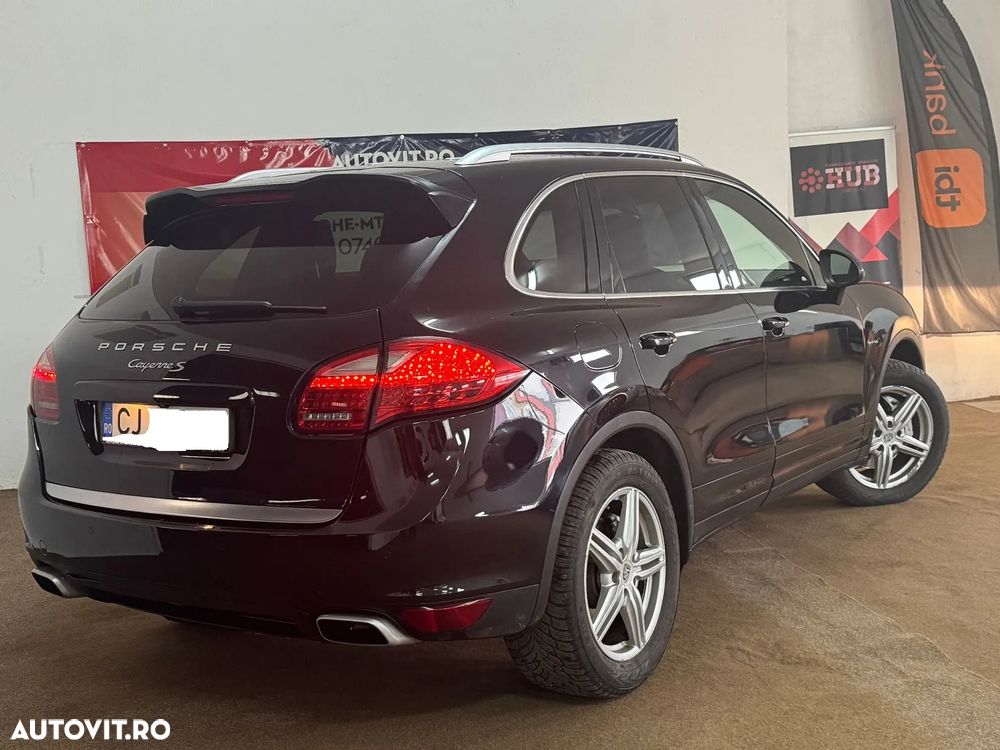 Porsche Cayenne S Hybrid Tiptronic S - 4