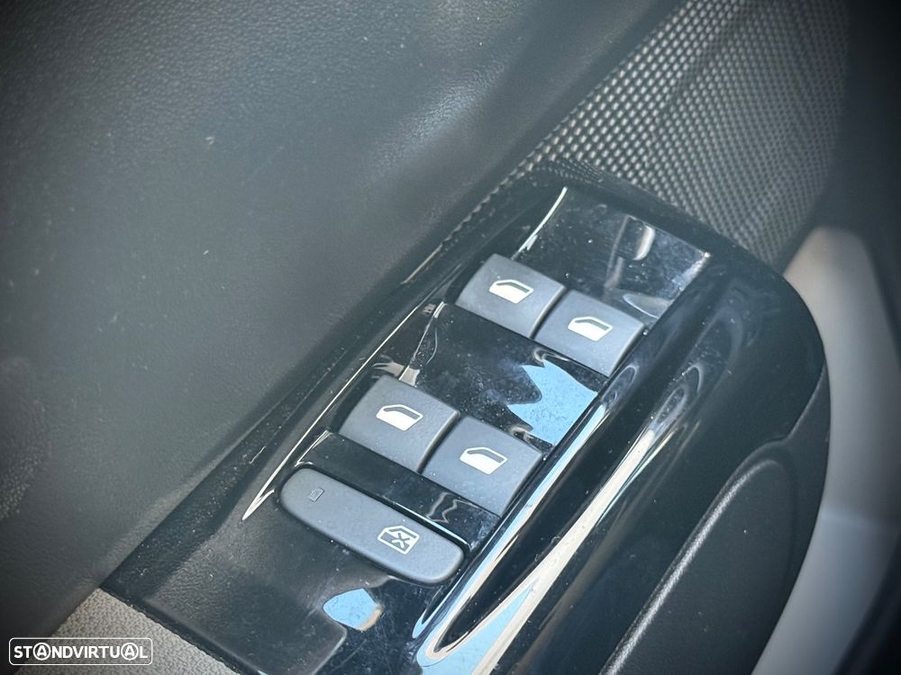 Citroën C3 1.2 PureTech Origins - 23
