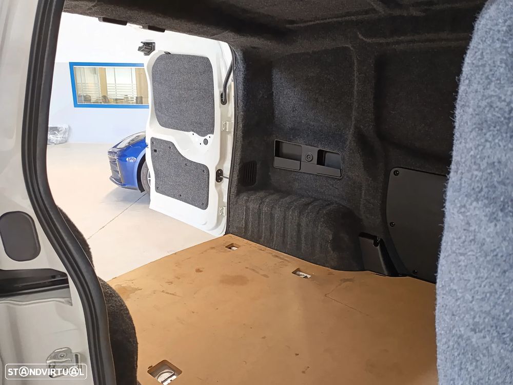 Fiat Fiorino 1.3 Multijet 95cv - 12