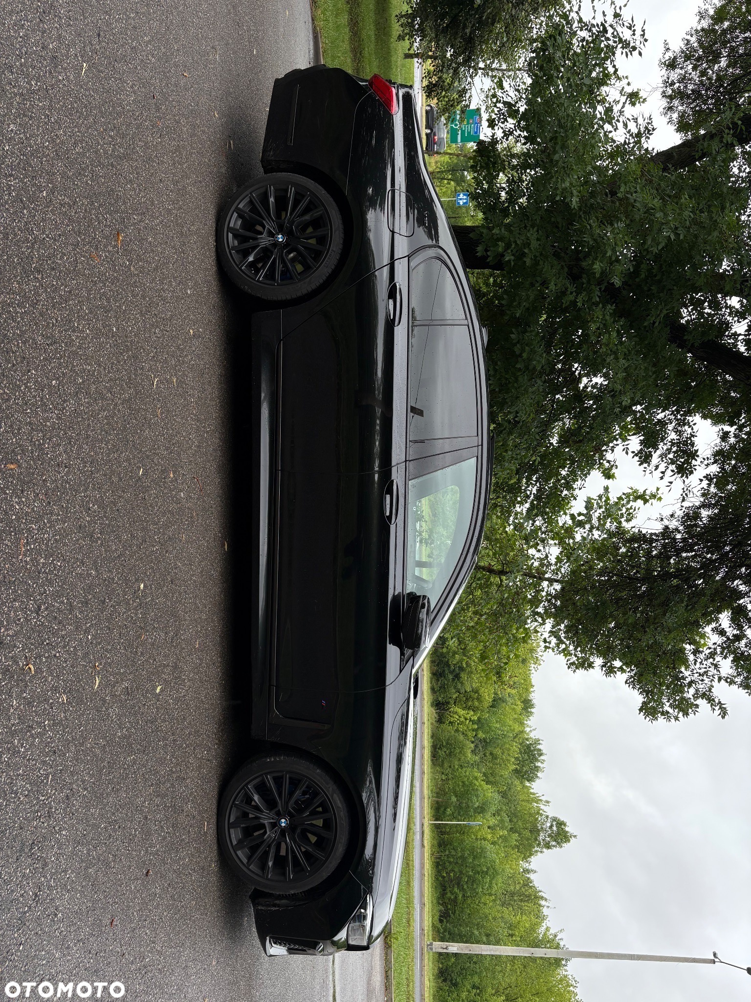 BMW Seria 7 750i xDrive - 7