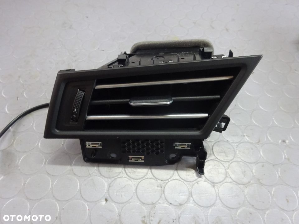 3G1858416M kratka nawiewu VW passat B8 Lift czesci - 2