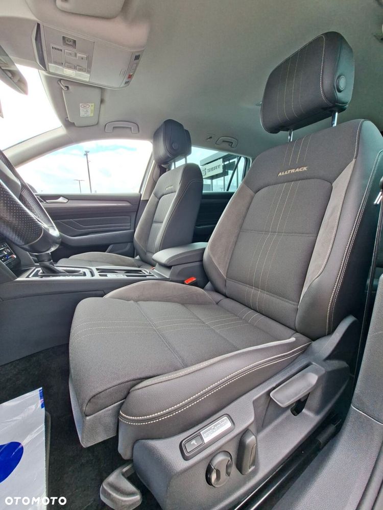 Volkswagen Passat Alltrack - 11