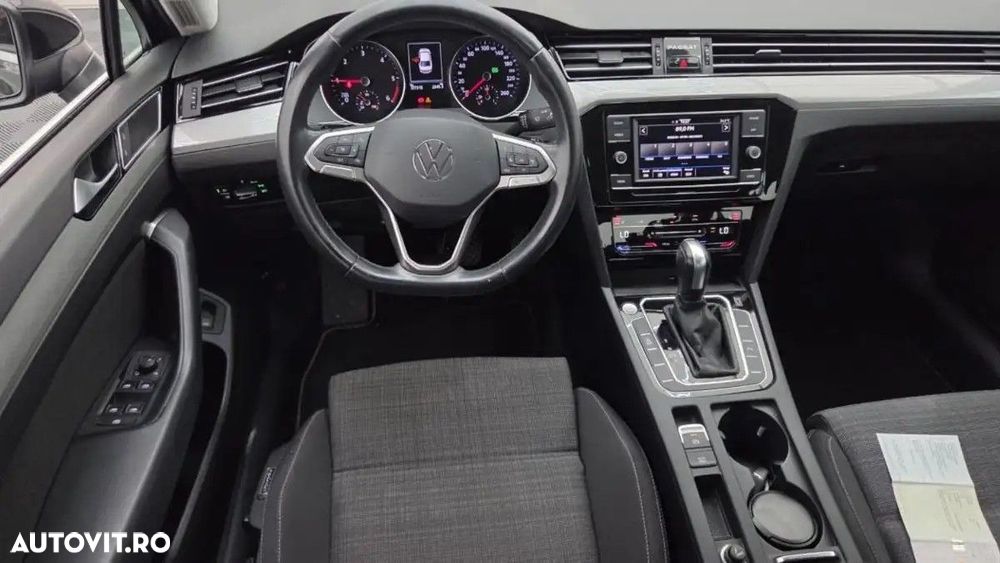 Volkswagen Passat 2.0 TDI DSG Comfortline - 13