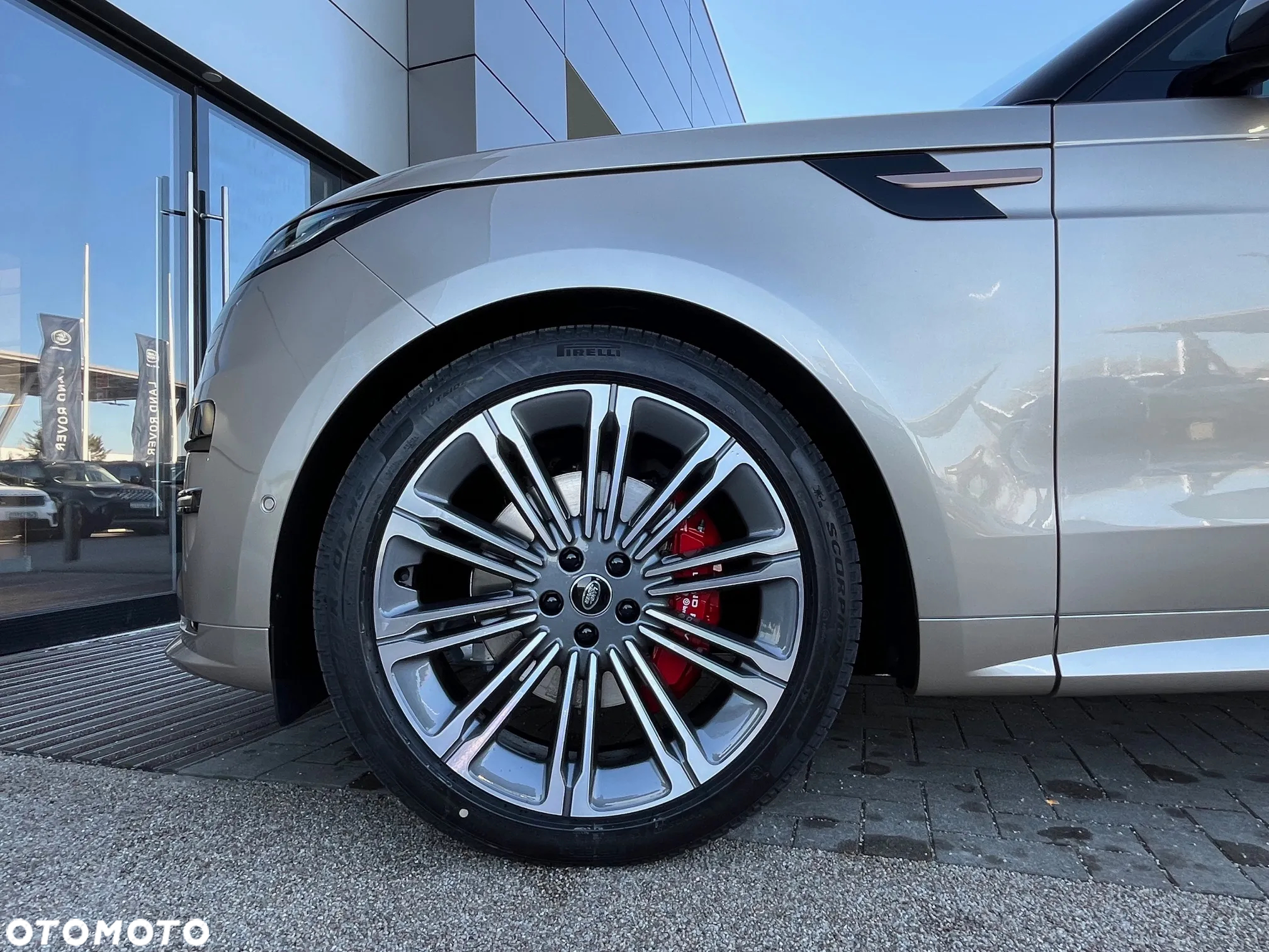 Land Rover Range Rover Sport - 17