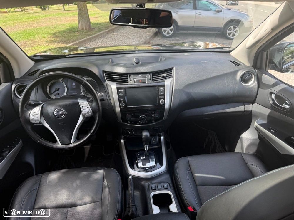 Nissan Navara 2.3 dCi CD 4WD N-Guard Auto - 8