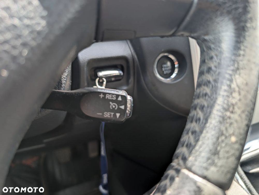 Toyota Corolla Verso 2.2 D-4D Sol + 7os - 23