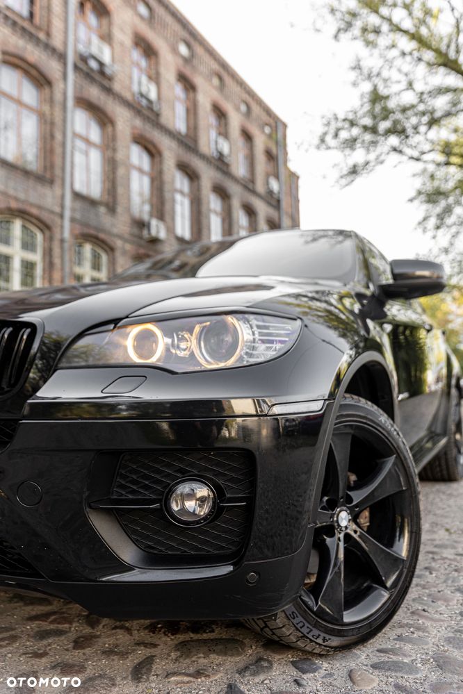 BMW X6 35i xDrive - 11