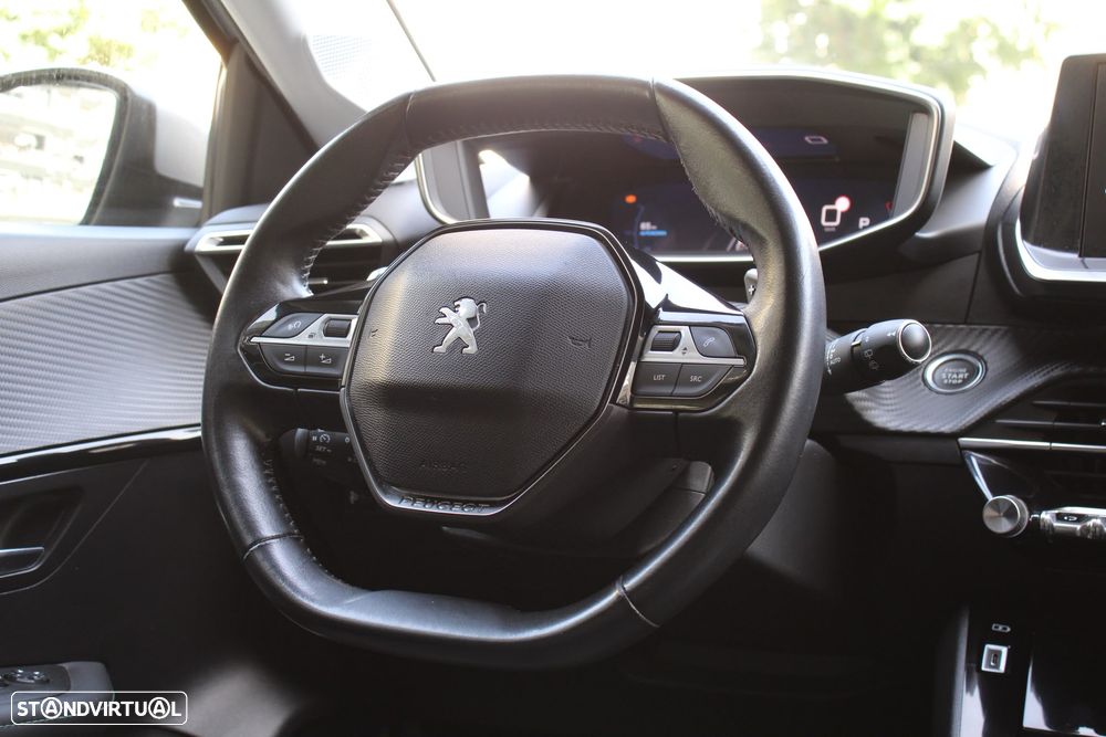 Peugeot 208 1.2 PureTech Allure EAT8 - 10