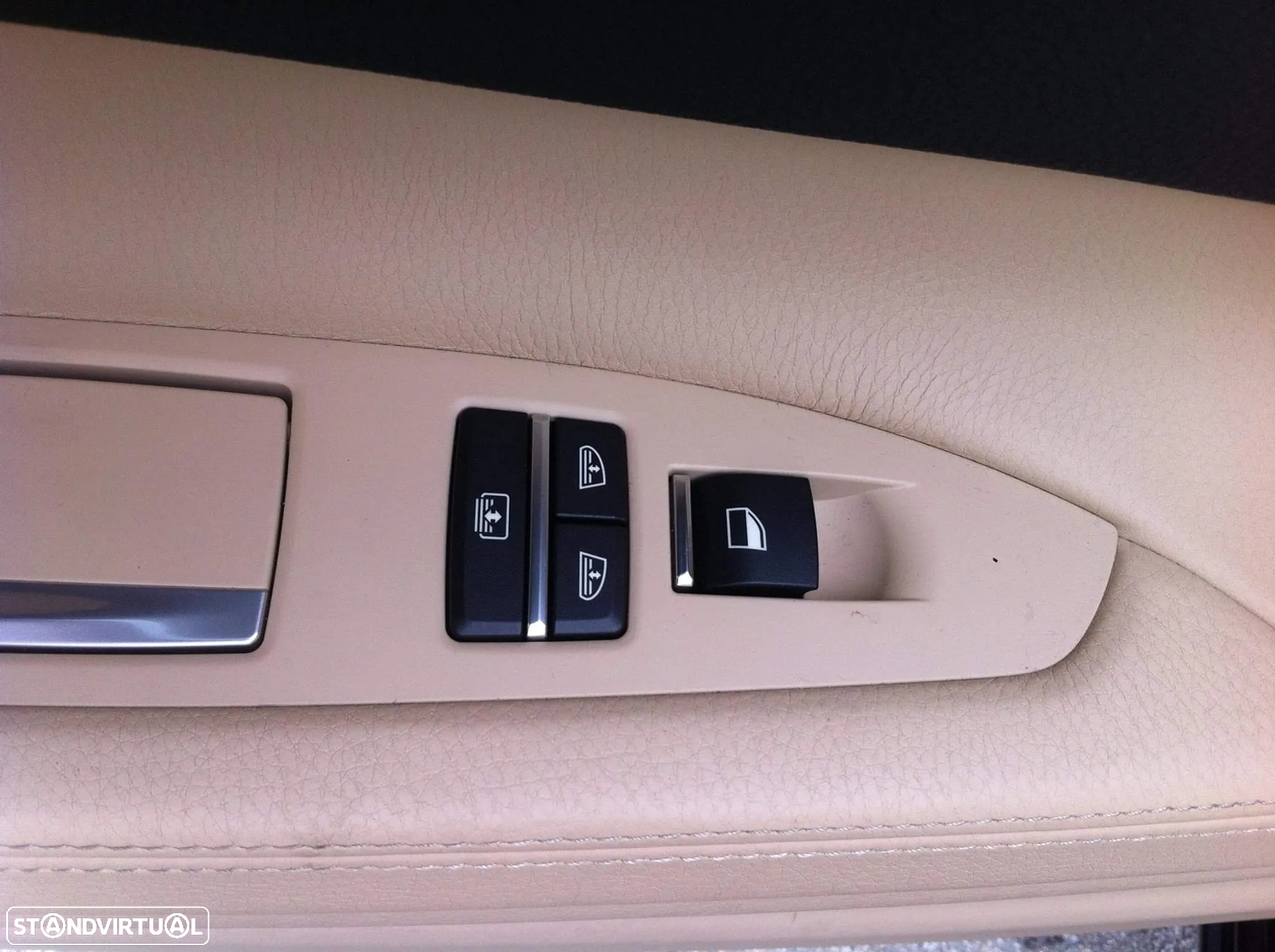 BMW 750 Ld xDrive - 33
