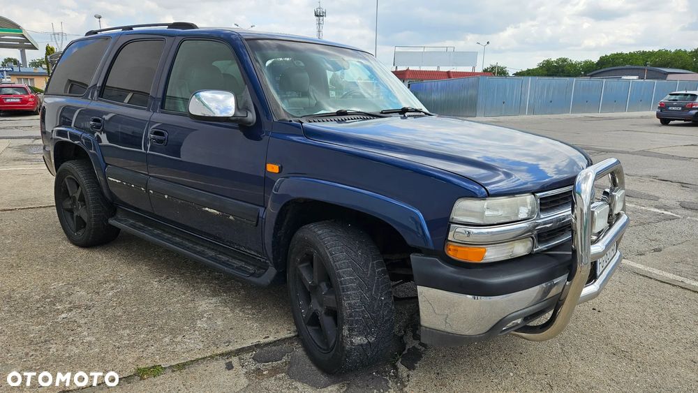 Chevrolet Tahoe - 4