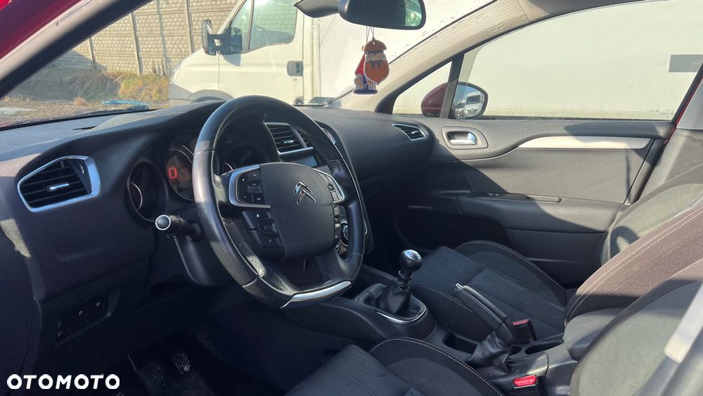 Citroën C4 1.6 HDi SX - 6