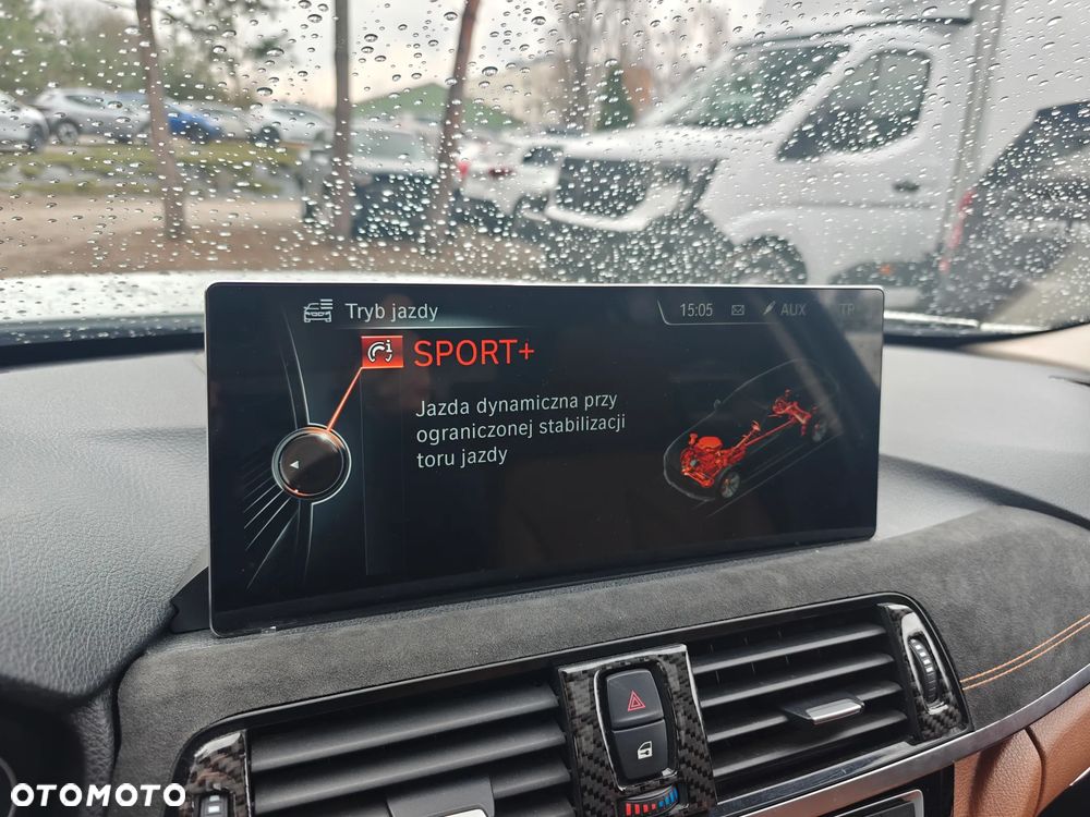 BMW Seria 3 318d Luxury Line - 29