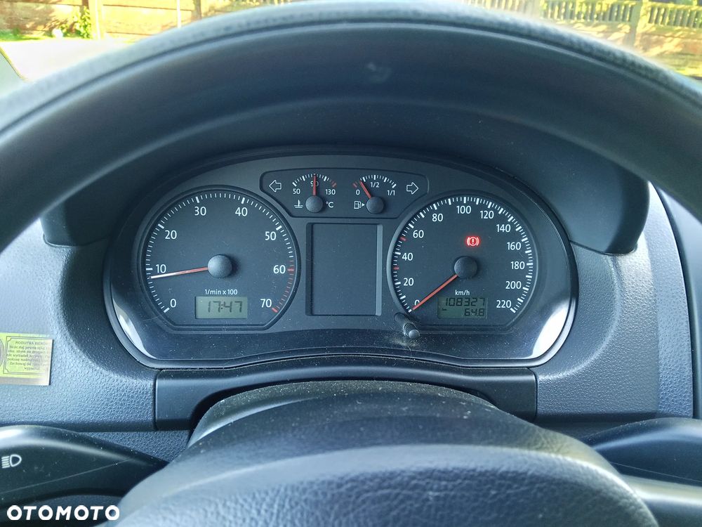 Volkswagen Polo - 8