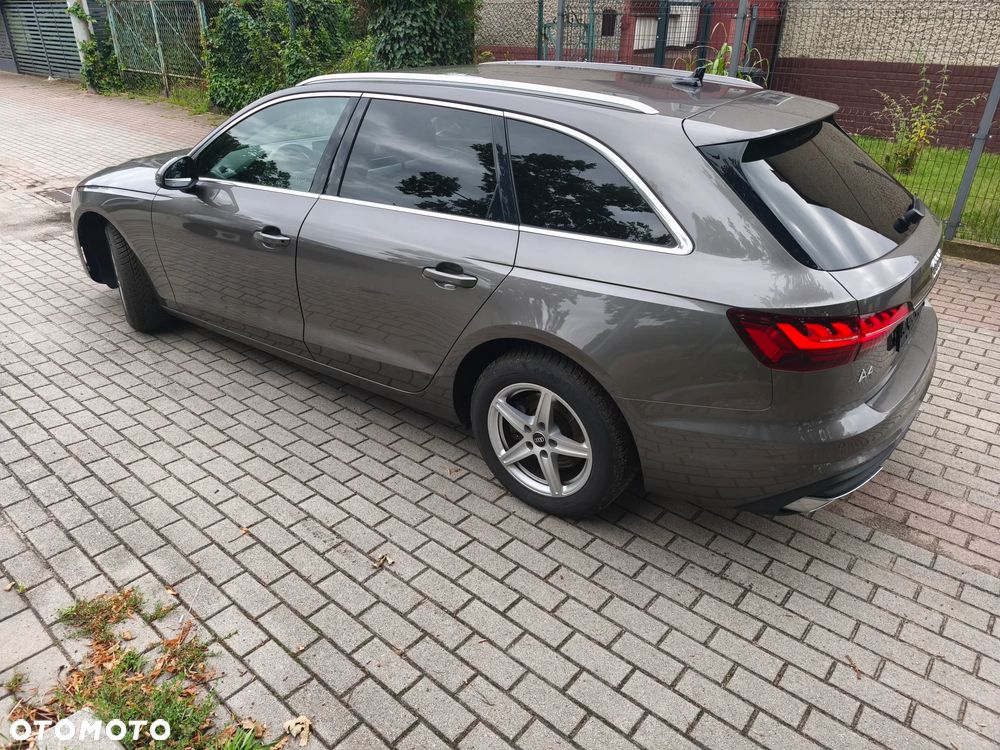 Audi A4 Avant 35 TFSI mHEV Advanced S tronic - 9