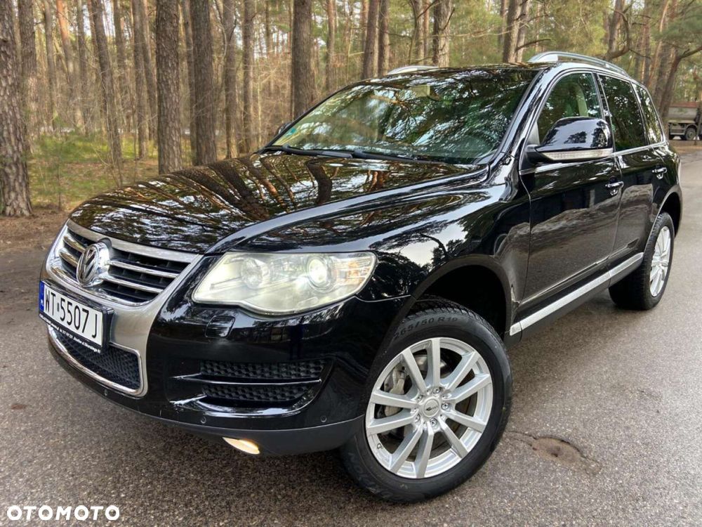 Volkswagen Touareg - 1