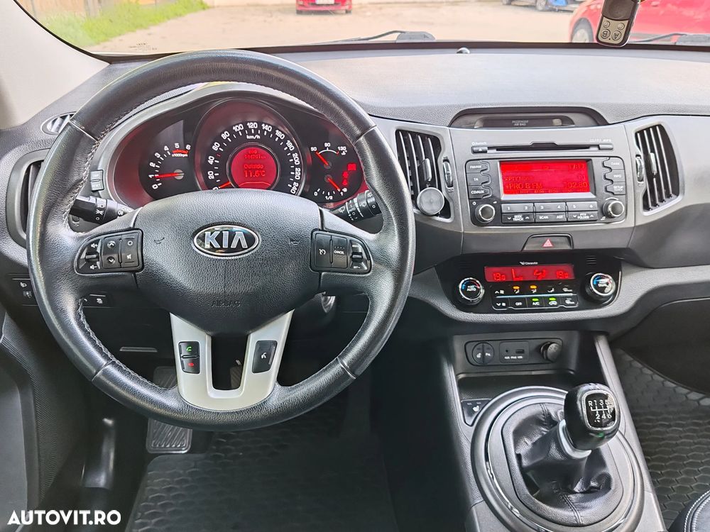 Kia Sportage 1.7 DSL MT 4x2 STYLE - 8