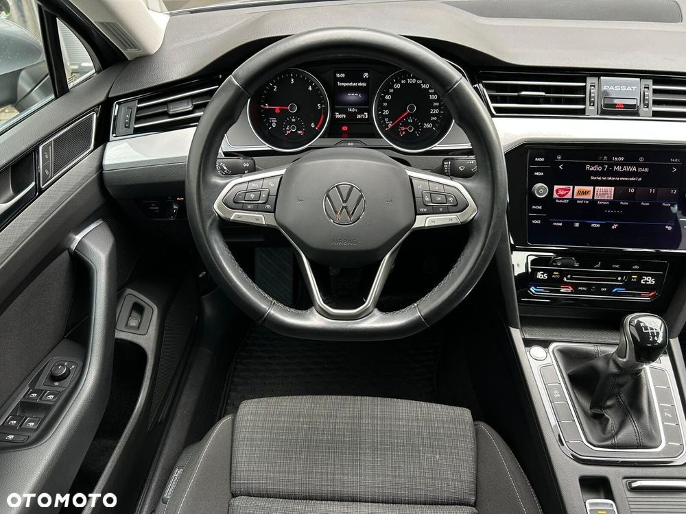 Volkswagen Passat 2.0 TDI EVO Business - 7