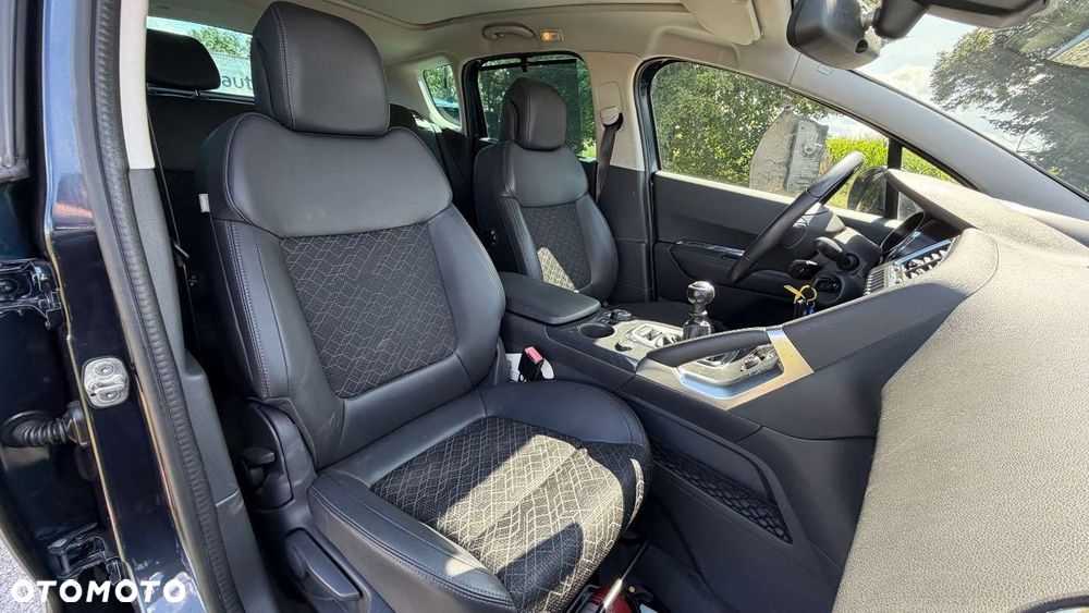 Peugeot 3008 155 THP Premium - 11
