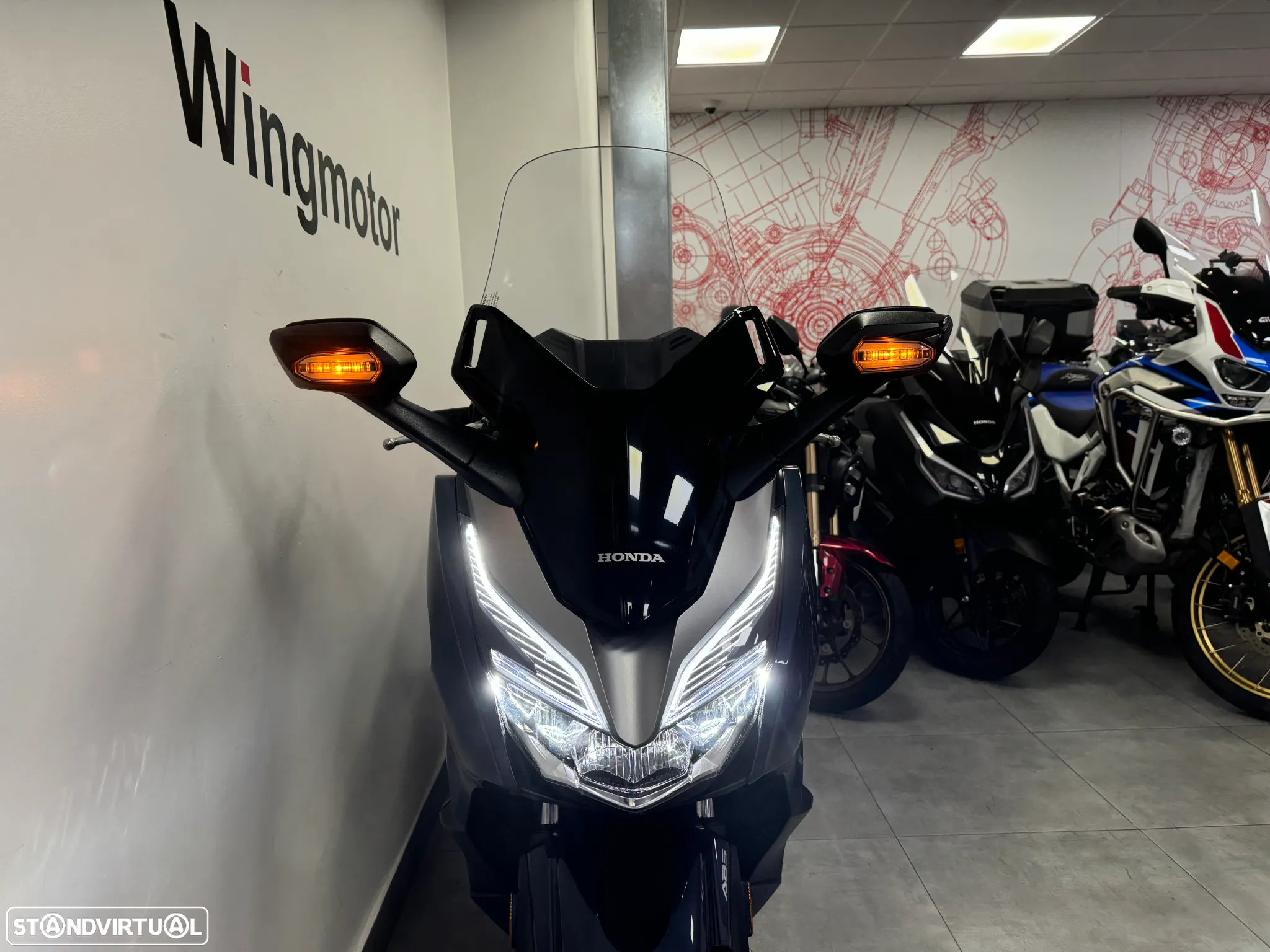 Honda Forza 300 - 4