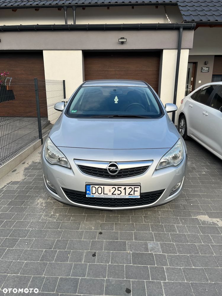 Opel Astra 1.4 T Enjoy - 2