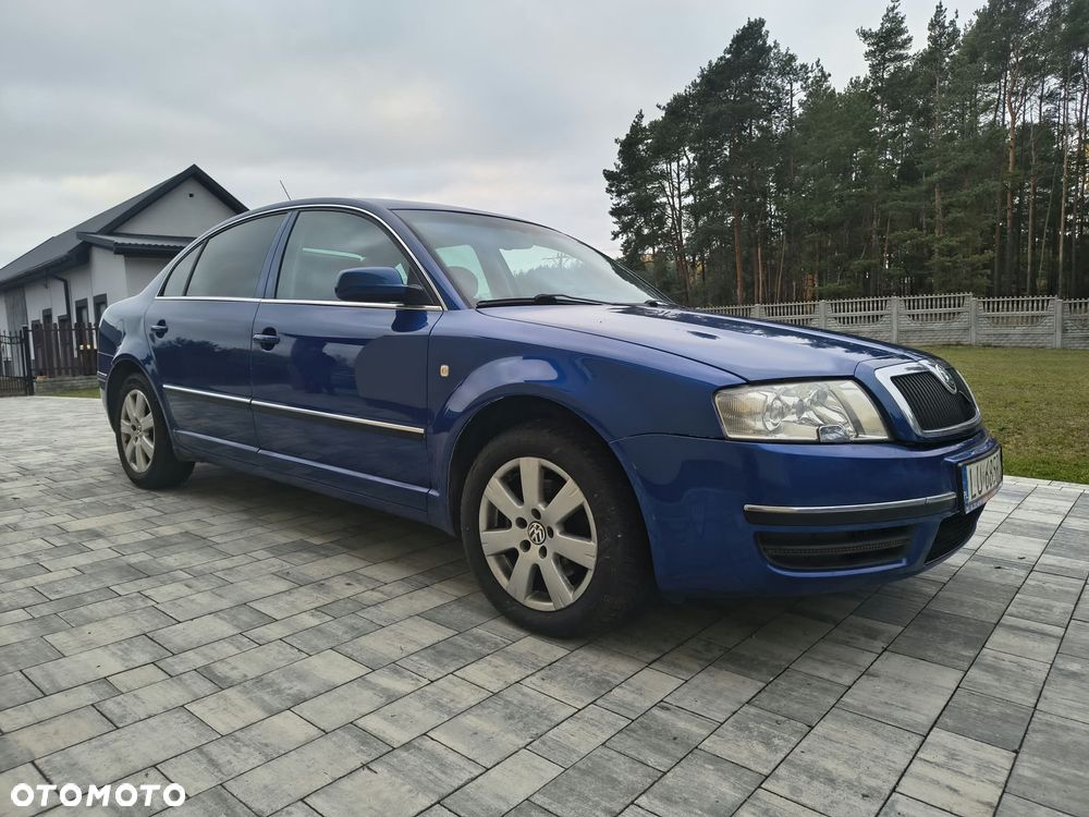 Skoda Superb 2006 photo 2