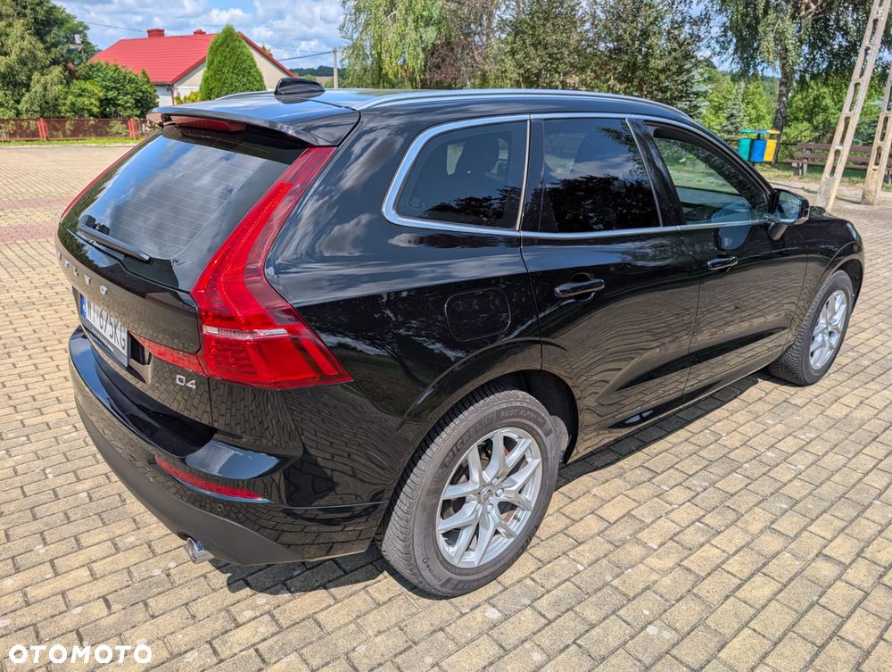 Volvo XC 60 D4 Momentum Pro - 8