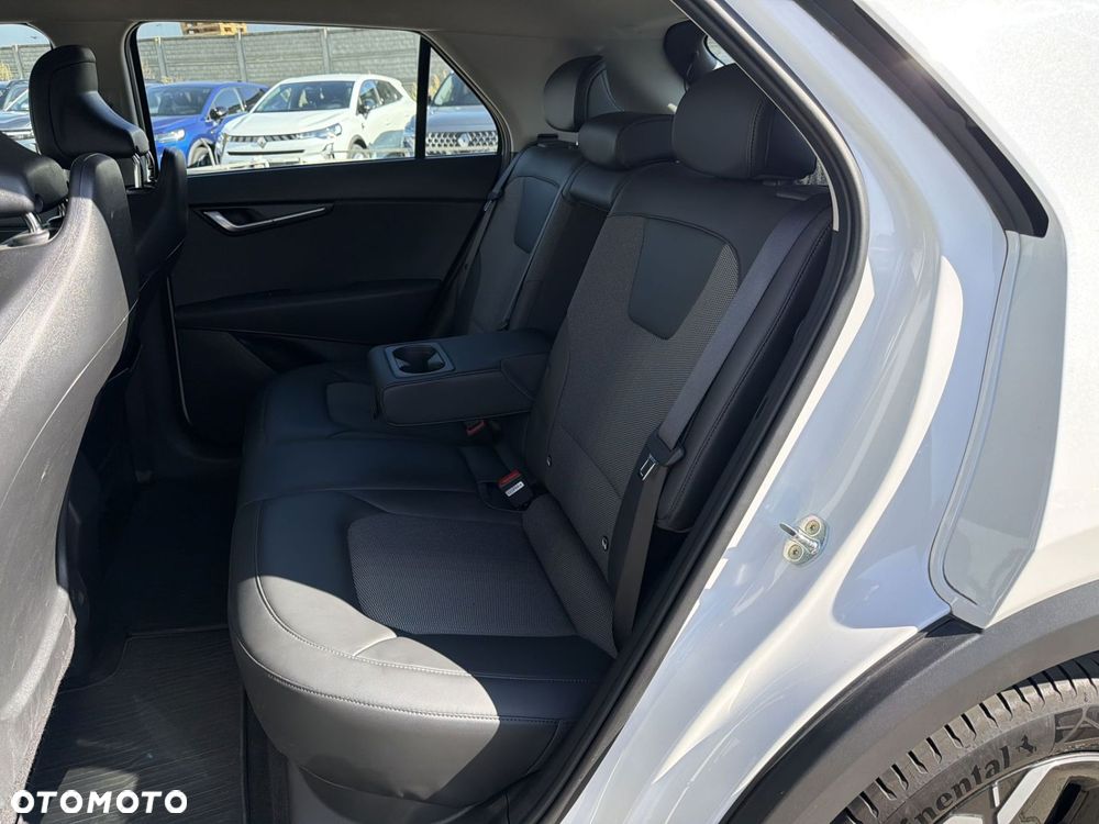 Kia Niro 64kWh M - 16