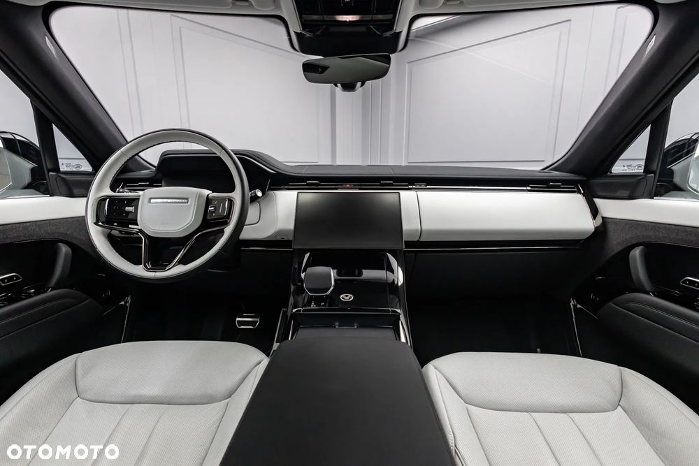 Land Rover Range Rover Sport - 33