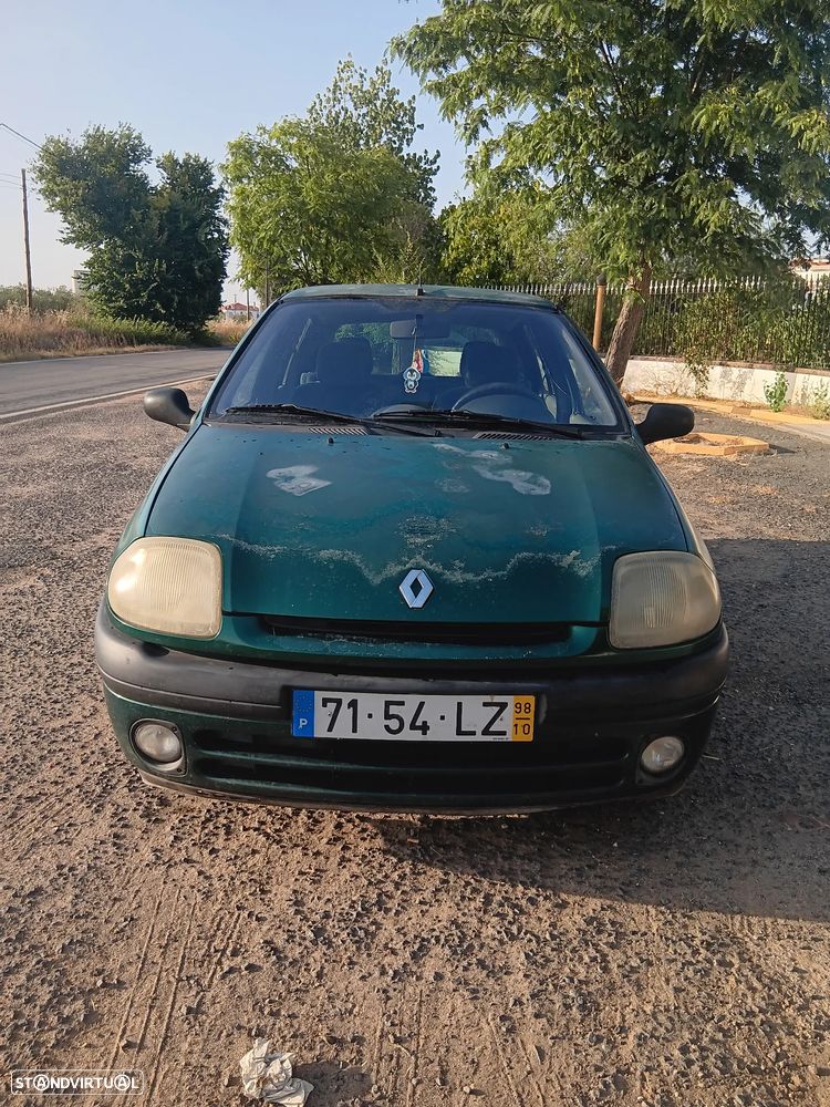 Renault Clio 1.2 - 11