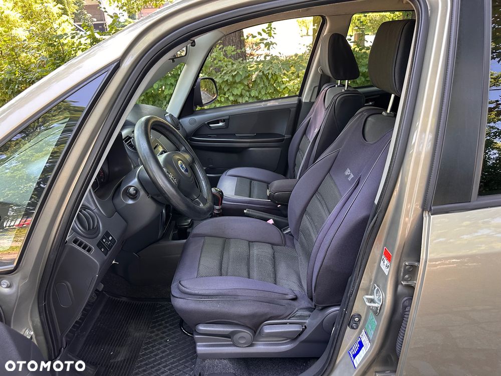 Fiat Sedici 1.6 16V 4x2 Dynamic - 9