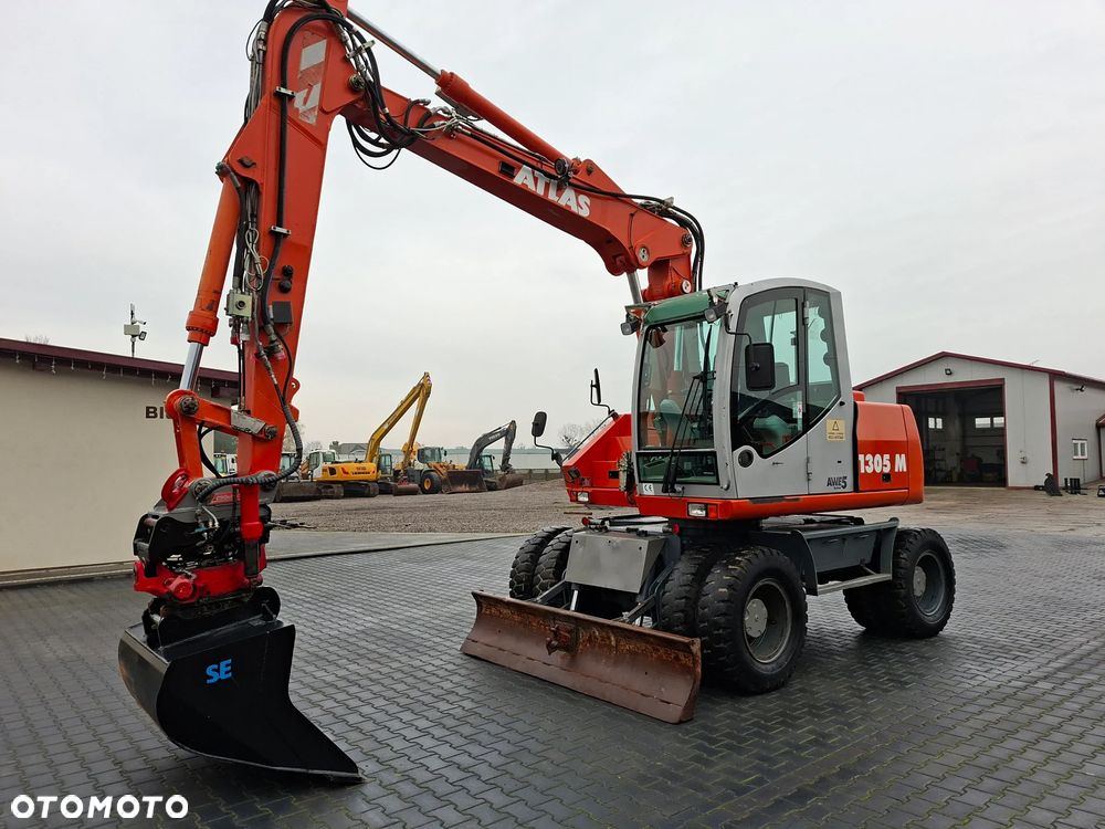 Atlas 1305 ROTOTILT - 5