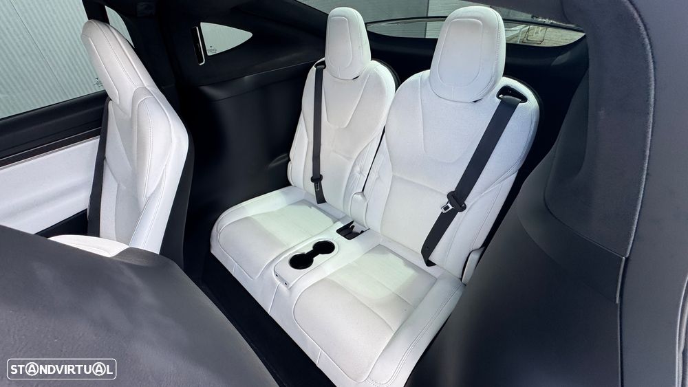 Tesla Model X Plaid AWD - 14