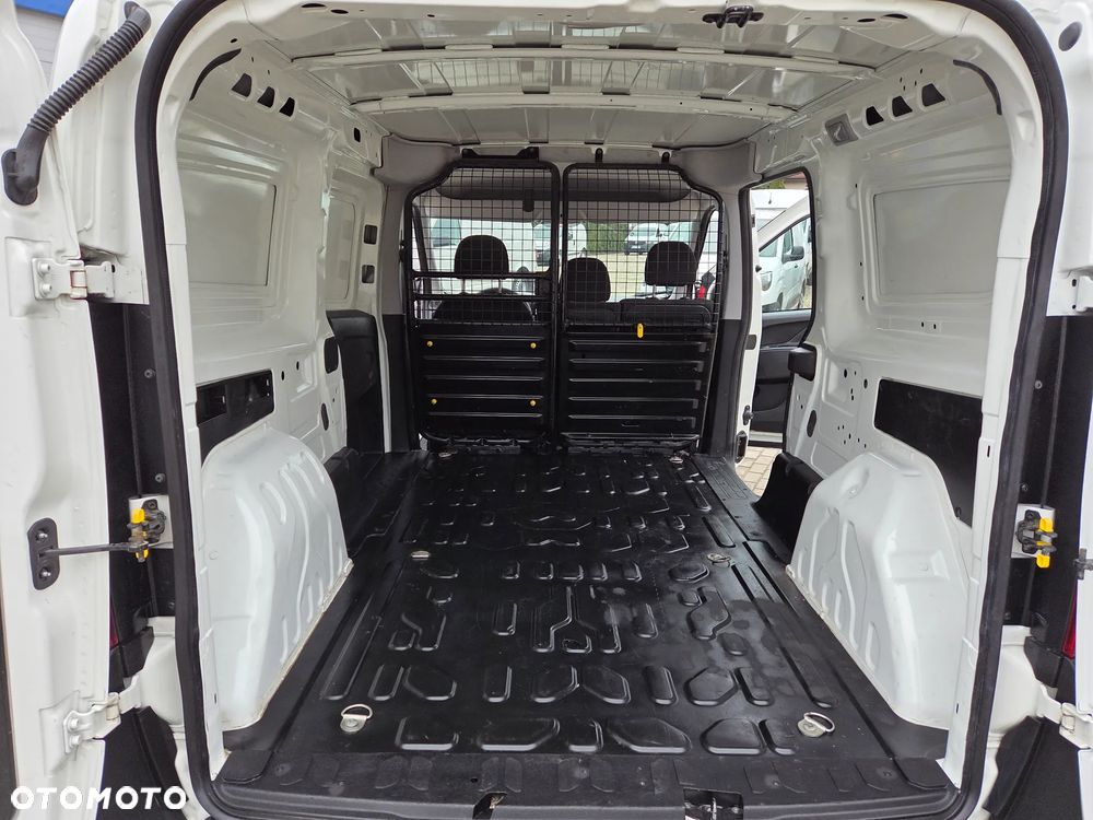 Fiat Doblo Kombi Active - 17