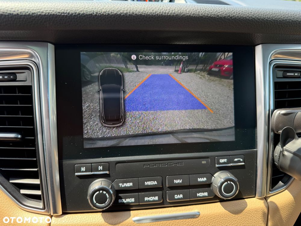 Porsche Macan S - 28