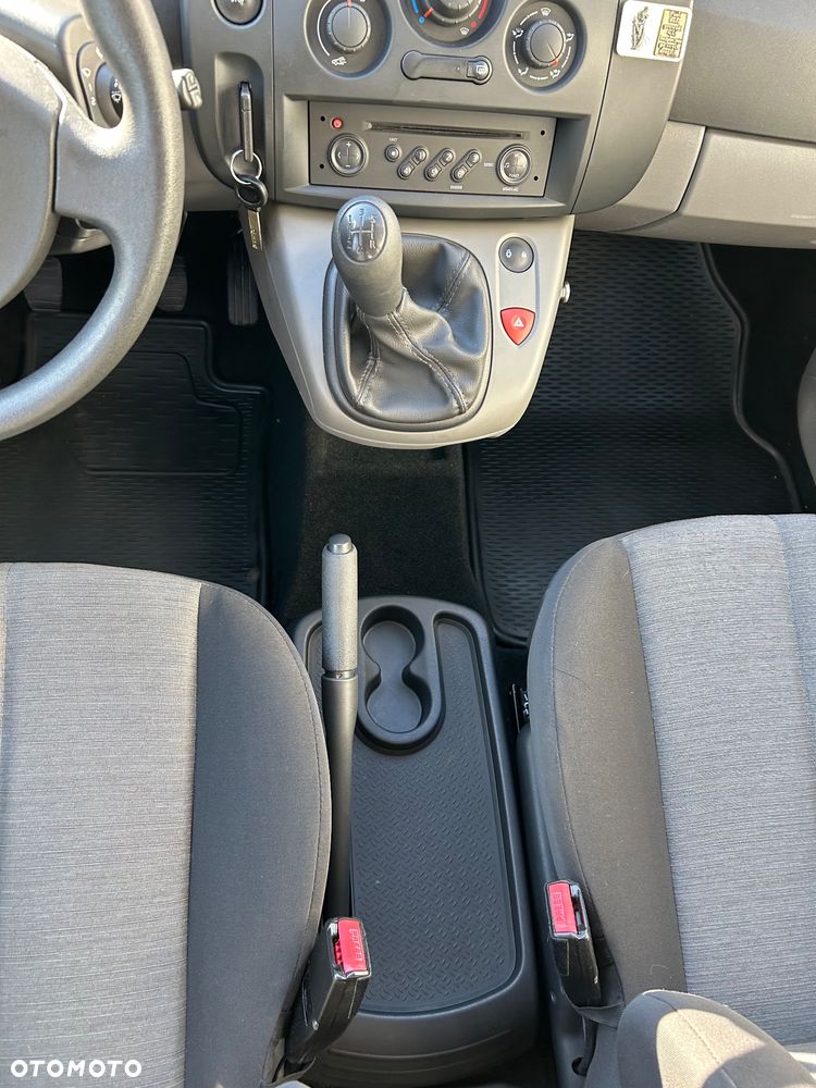Renault Scenic 1.4 16V Authentique - 19