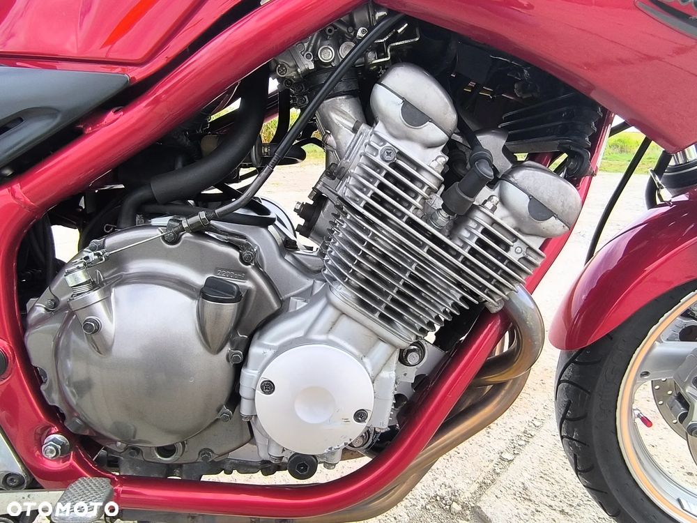 Yamaha XJ - 8