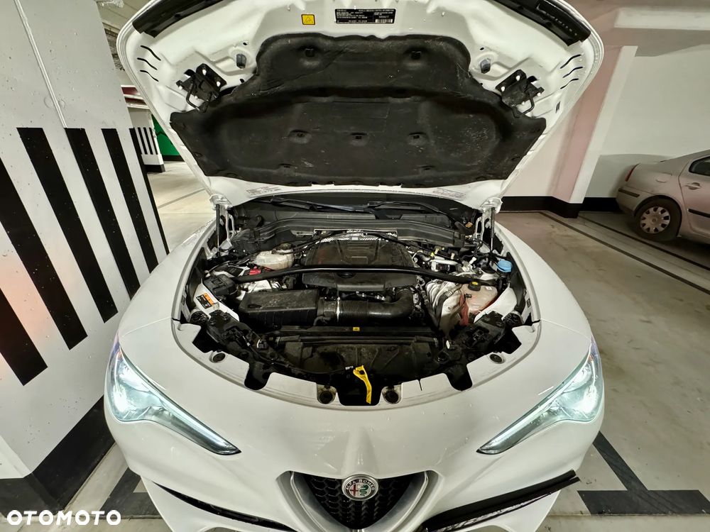 Alfa Romeo Stelvio - 20