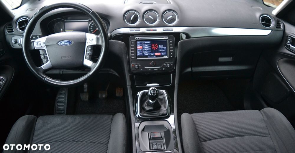 Ford Galaxy 2.0 TDCi Titanium - 12