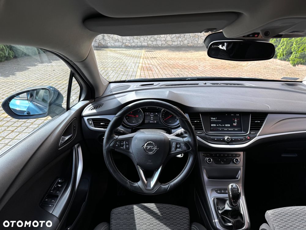 Opel Astra 1.6 CDTI Cosmo - 12