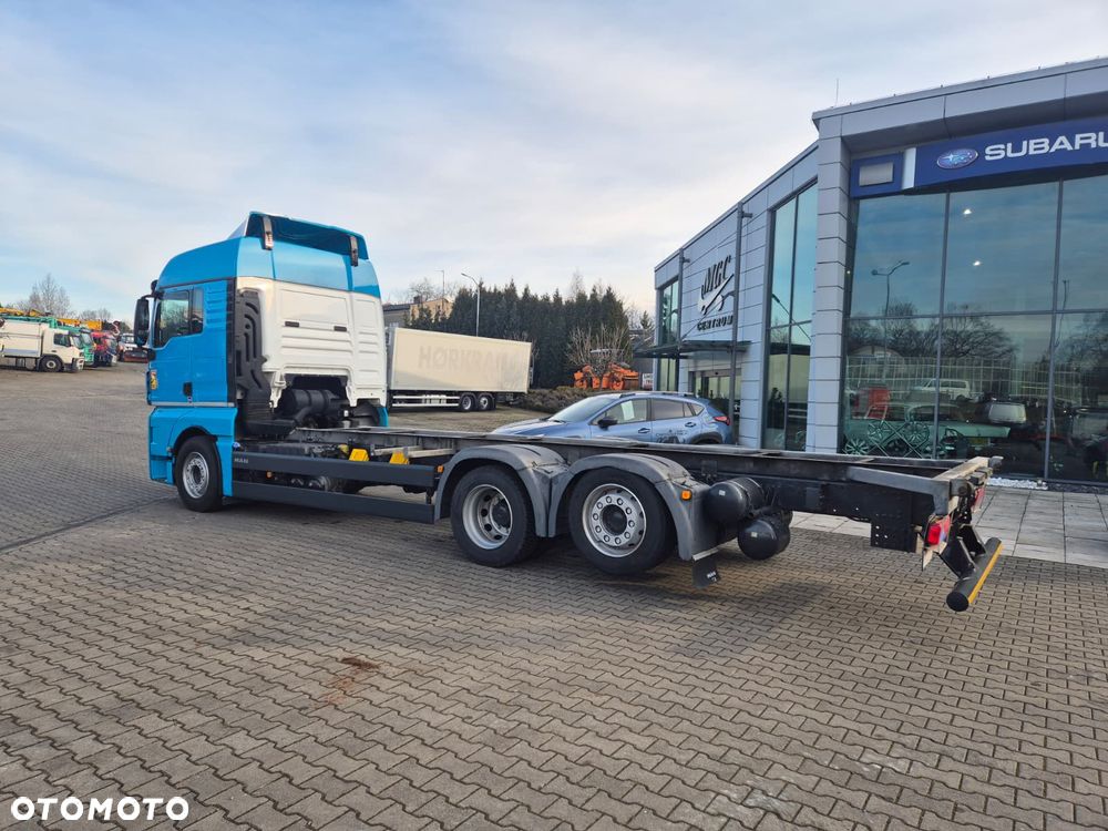 MAN TGX 26.500 / 6X2 / SERWIS na 496TKM /Stan IDEAŁ/E6/ BDF RAMA /6X2/ 3 OŚ SKRĘTNA + PODNOSZONA /SYPIALKA - 13