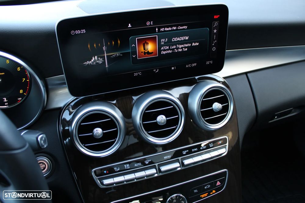 Mercedes-Benz C 300 4Matic 9G-TRONIC AMG Line Advanced - 33