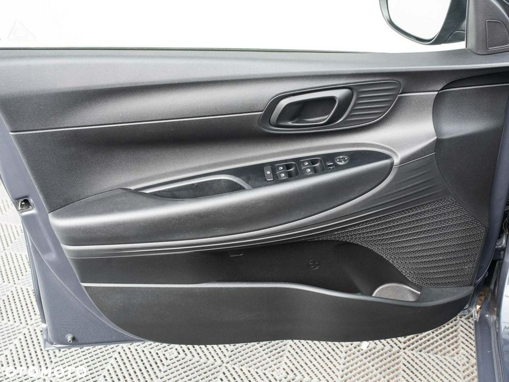 Hyundai i20 1.2 Pure - 10